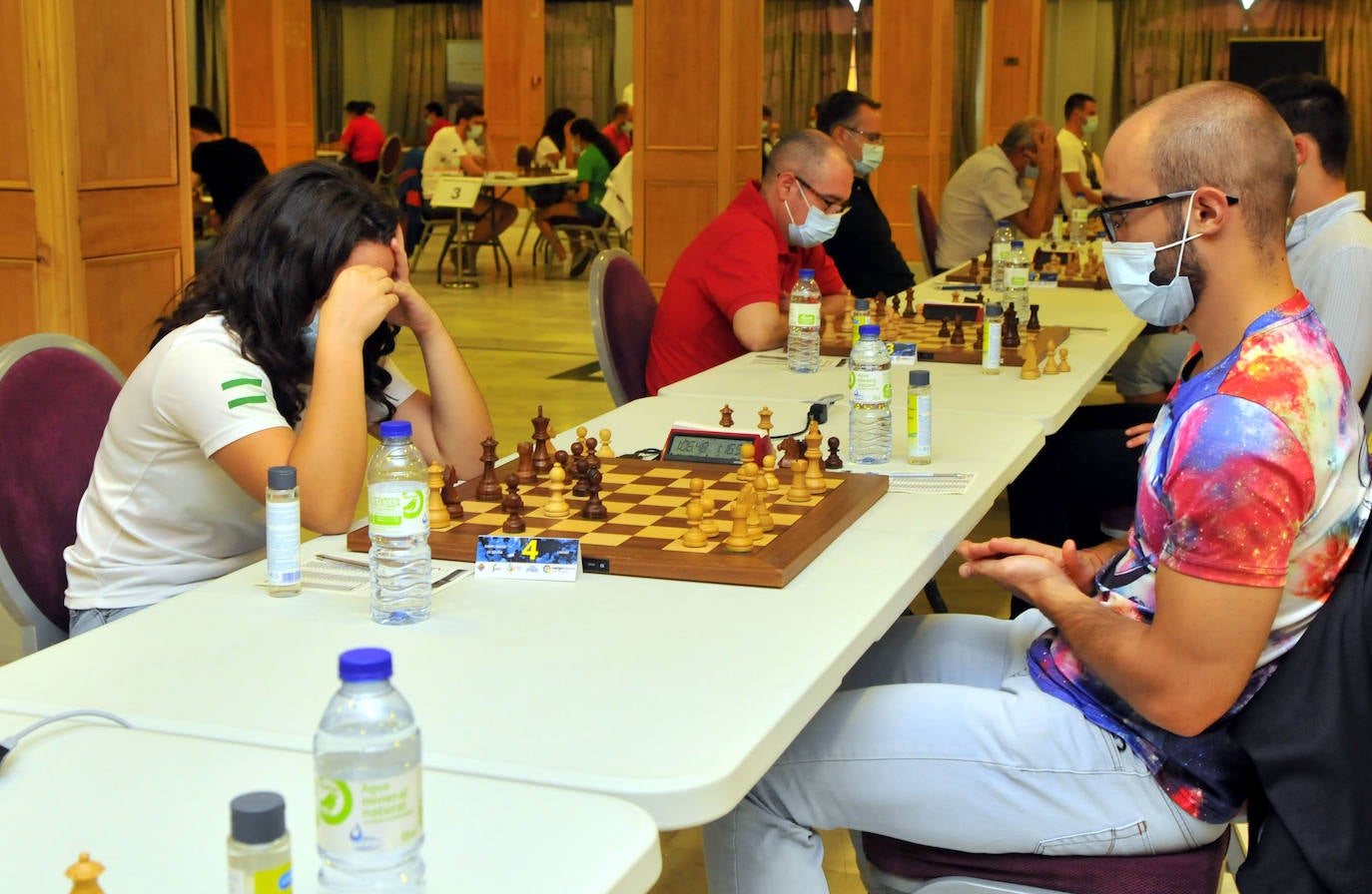 Fotos Pistoletazo de salida a los Campeonatos de España de Ajedrez en Fotos Pistoletazo de salida a los Campeonatos de España de Ajedrez en